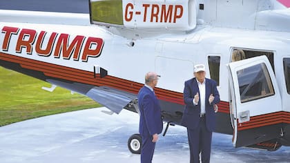 Donald Trump al llegar a la inauguración oficial de su complejo de golf Trump Turnberry en Ayr, Escocia, en junio de este año.