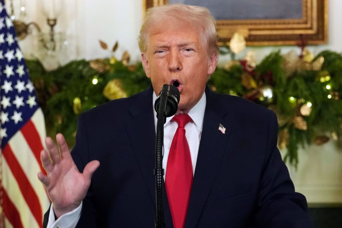 Donald Trump anunció cheques de más de 1700 dólares para ciertos miembros del ejército estadounidense antes de Navidad