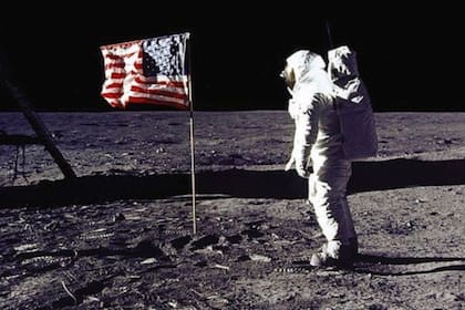 Donald Trump aprobó el lunes la Directiva de Política Espacial 1, una orden presidencial que emplaza a la NASA a enviar de nuevo misiones tripuladas a la Luna