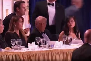 Donald Trump debió ser evacuado tras escucharse un fuerte estruendo
