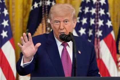 Donald Trump dijo este jueves que decidirá "en las próximas dos semanas" si involucra a su país en el conflicto entre Irán e Israel