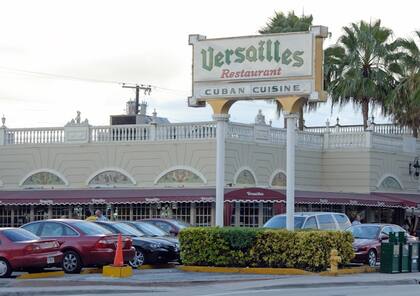 Donald Trump llegó a un restaurante cubano luego de su audiencia en un tribunal federal de Miami
