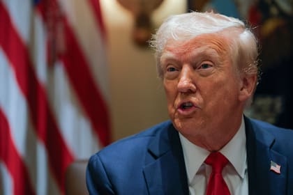 Donald Trump planea seguir con los recortes en la salud