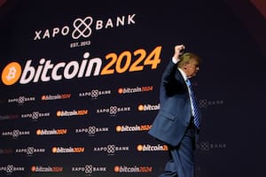 Donald Trump se marcha después de hablar en la conferencia Bitcoin 2024, el sábado 27 de julio de 2024, en Nashville, Tennessee
