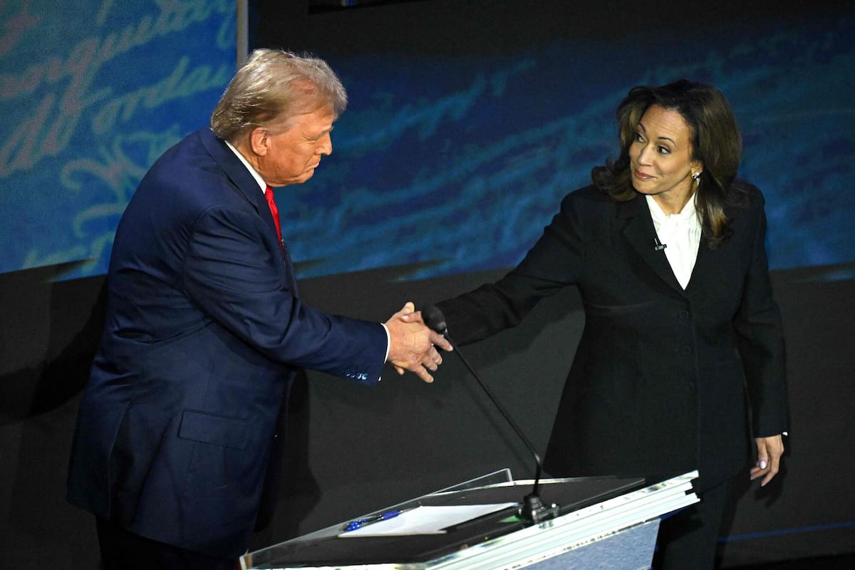 Donald Trump y Kamala Harris en su primer debate presidencial este martes 10 de septiembre