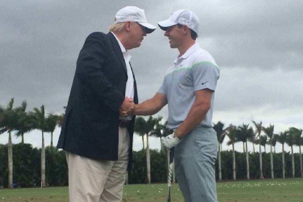 Donald Trump y Rory McIlroy, durante el evento que los reunió en 2017