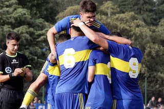 Almendra hizo un golazo en la Reserva de Boca y quiere pedir perdón: su mensaje para Battaglia