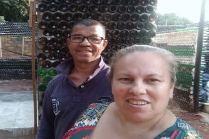 Dóris Dias y Robson Lopes son una pareja de Foz do Iguaçu, Brasil