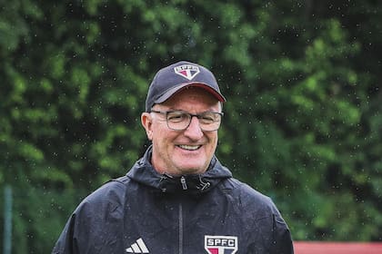 Dorival Júnior, entrenador de San Pablo, principal candidato a dirigir a Brasil