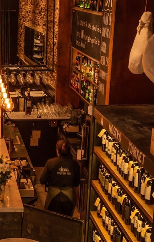 D’Oro, ese bastión de la cocina italiana en Buenos Aires, uno de los pocos lugares en el barrio donde comer verdaderos clásicos italianos