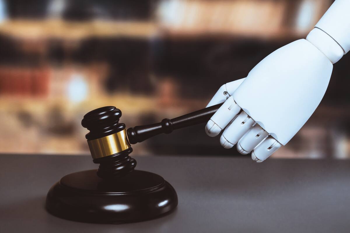 Dos abogados usaron ChatGPT para buscar precedentes en una demanda, pero no verificaron que la información fuera real; ahora los multaron por presentar pruebas falsas