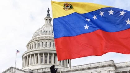 Dos ciudadanos venezolanos bajo el permiso del TPS fueron acusados de estafa por la Fiscalía Federal para el Distrito Sur de Florida