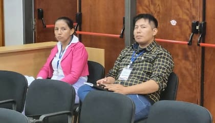 Dos de los peritos que declararon como testigos en el histórico juicio por jurados indígena en Chaco