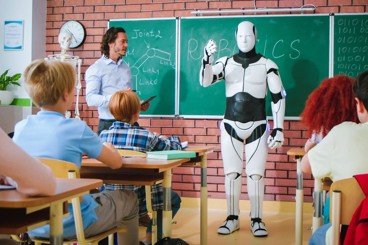 Dos empresas argentinas presentaron tutores escolares para complementar la enseñanza en las escuelas