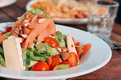 Dos ensaladas y un postre sin TACC para celebrar y comer rico