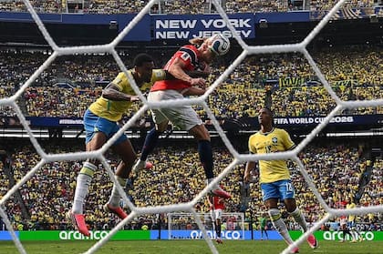Dos goles de Haaland frente a Brasil pusieron a Noruega en los cuartos de final por primera vez en la historia
