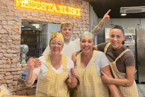 Susana y Yolanda, dueñas de una pastelería familiar en España: “Llegamos al local a las tres de la mañana”