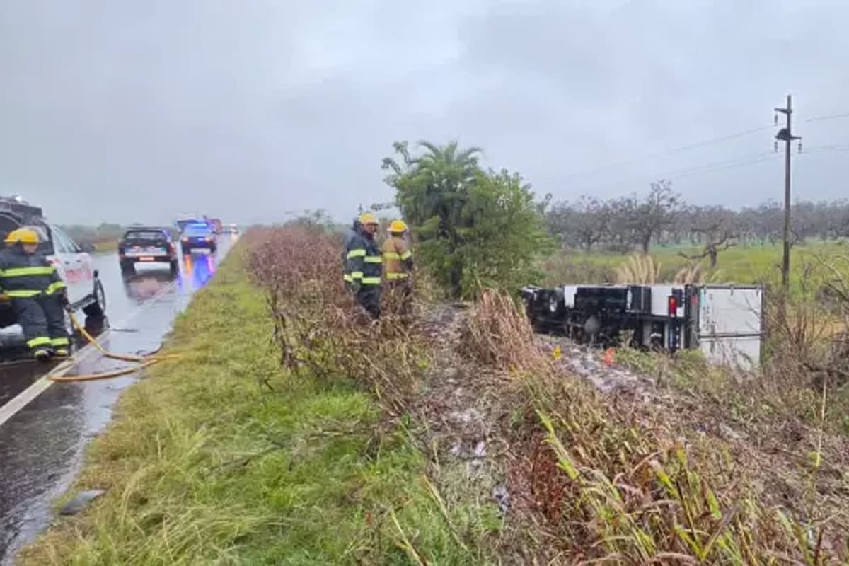 Dos hermanos murieron en un choque en Santa Fe