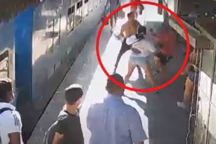 Dos hombres se pelearon en la estación de tren de José C. Paz y uno recibió un cuchillazo