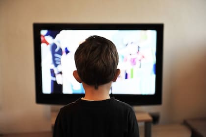 Dos horas de televisión disminuyen un 12% las probabilidades de envejecer saludablemente