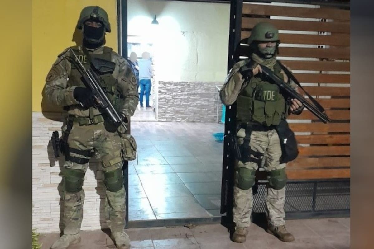 Dos integrantes de la banda narco Los Menores fueron detenidos por el asesinato de Bracamonte, exjefe de la barra de Rosario Central.