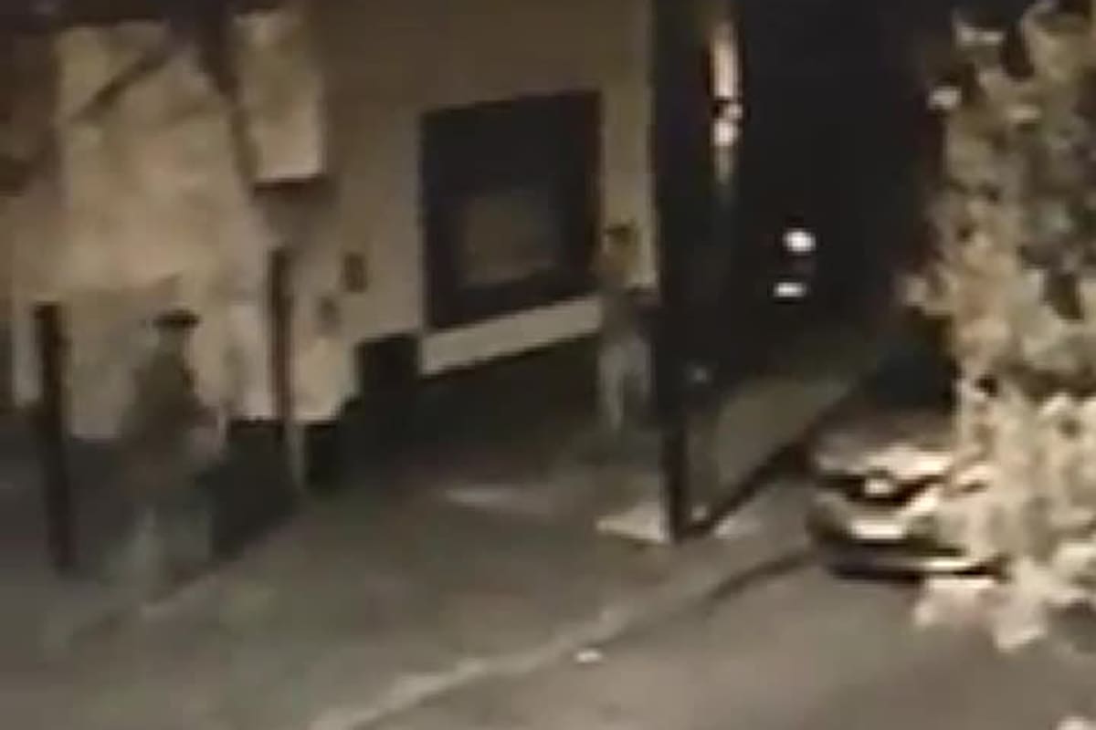 Dos ladrones le robaron a un jubilado de Haedo los ahorros de toda su vida