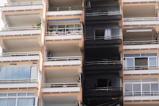 Dos muertos y varios heridos en un incendio en la isla española de Mallorca