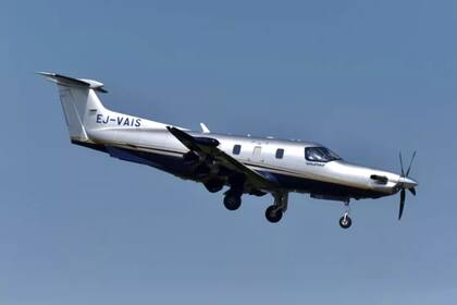 Dos personas murieron cuando un avión de un solo motor se estrelló luego de despegar desde un pequeño aeropuerto ubicado al este de Atlanta, Georgia