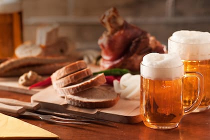 Según concluyeron un grupo de investigadores, tomar uno o dos tragos cada día de cualquier bebida alcohólica (vino, cerveza o espirituosa) incrementa entre el 10 y el 15% el riesgo de accidente cerebrovascular o ACV