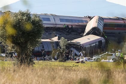 Dos trenes de alta velocidad colisionaron en España