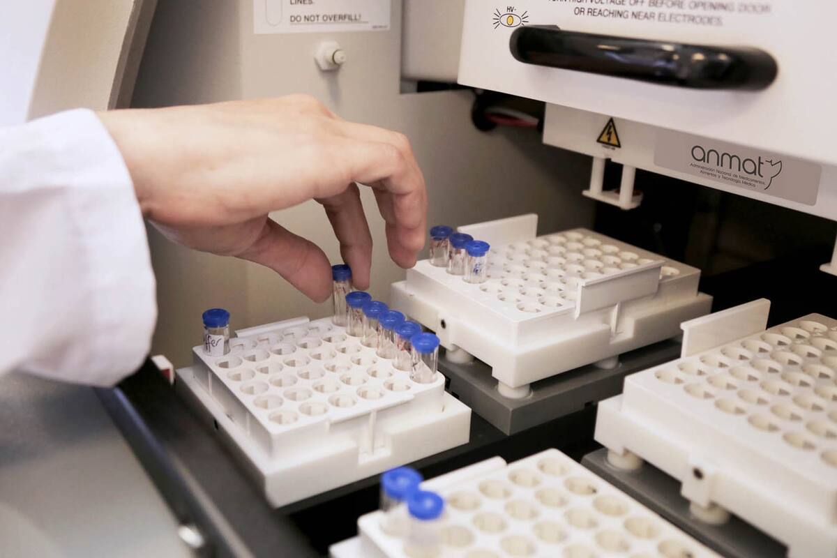 Dos vacunas contra el coronavirus presentaron el pedido de autorización ante la Anmat