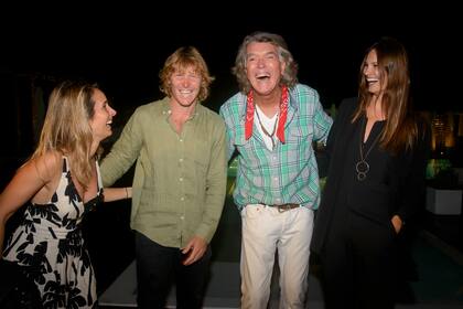Dotto junto a Isabel Bullrich, Conrado Forcher y la entrerriana Milagros Abreu.