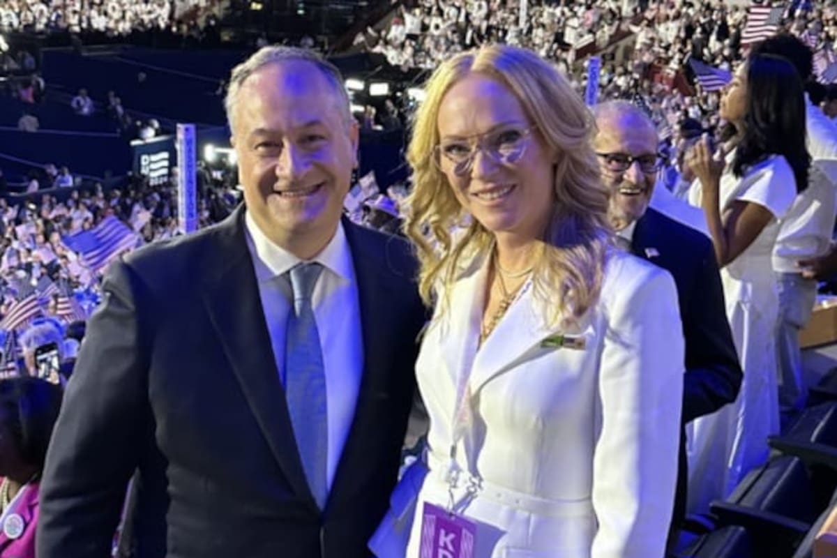 Doug Emhoff y Kirsten Emhoff durante la Convención Nacional Republicana