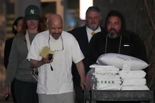 Un hombre que pasó décadas esperando ser ejecutado en Utah es liberado y espera nuevo juicio