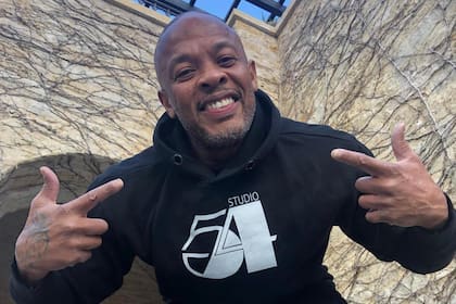 El legendario productor musical y rapero Dr. Dre, de 55 años, anunció a sus seguidores que está "muy bien" tras ser hospitalizado