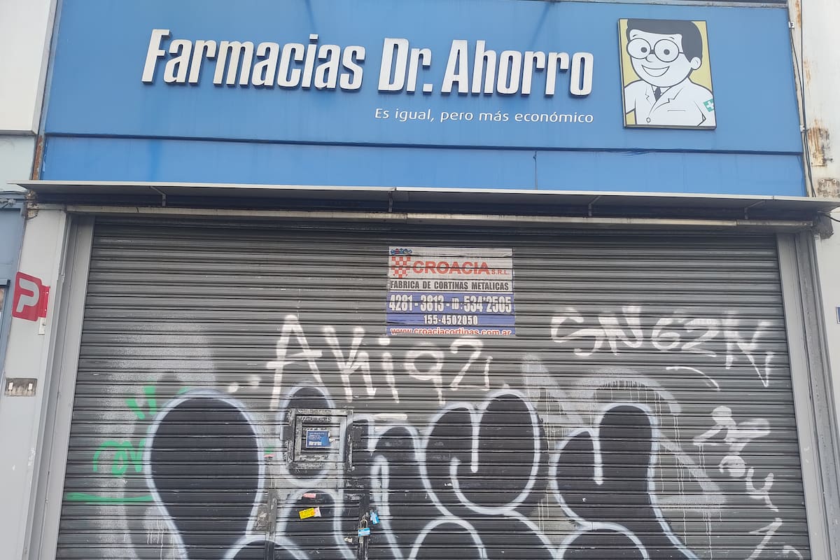 Dr. Ahorro hoy informó que todas sus farmacias permanecerán cerradas "hasta nuevo aviso"