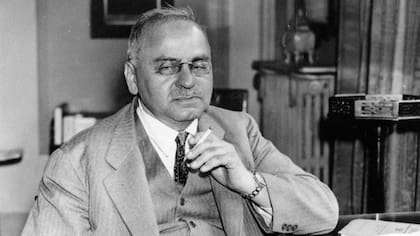 Dr. Alfred Adler (1870-1937)