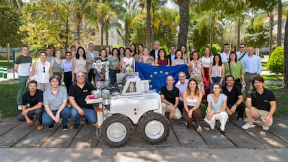 Dragonbot fue probado en explotaciones agrícolas con resultados positivos (Foto: UPV)