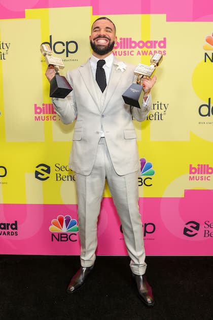 Drake, ganador del premio Artista de la Década