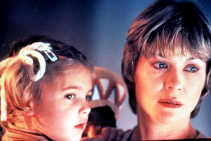 Drew Barrymore y Dee Wallace en E.T.