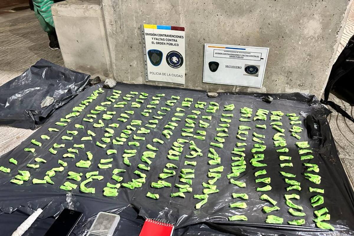 Droga secuestrada a un dealer en los bosques de Palermo