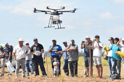 Drones y otros desarrollos de la agricultura digital atraen la atención en Expoagro