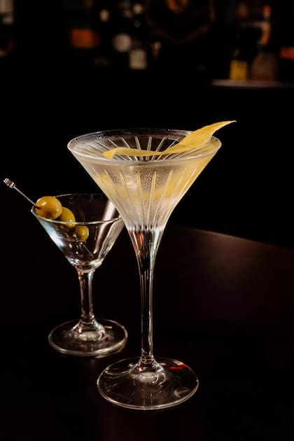 Dry Martini de la Asociación Internacional de Bartenders