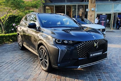 DS 7 AWD