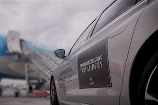 Del VIP al avión: los beneficios premium que las automotrices ofrecen más allá de sus autos