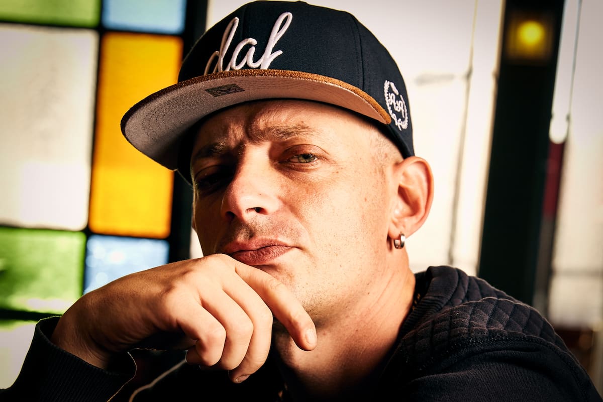 Dtoke, ícono del hip-hop argentino, repasa su carrera con Rolling Stone y visualiza sus próximos pasos