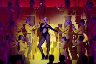 Dua Lipa: erotismo, empoderamiento y un fenómeno que sube al podio del pop