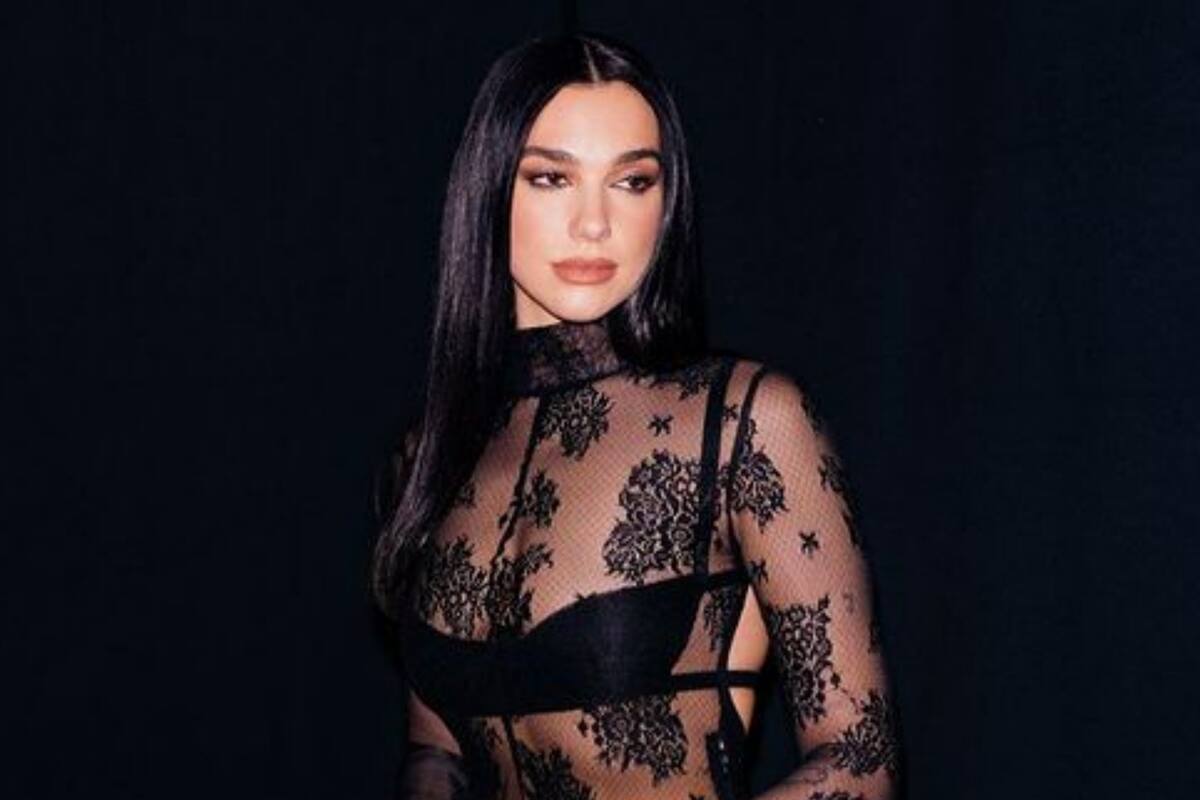 Dua Lipa caminó por la alfombra roja del Festival de Cannes de la mano de un reconocido director de cine