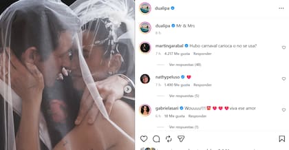 Dua se mostró muy feliz con su reciente casamiento