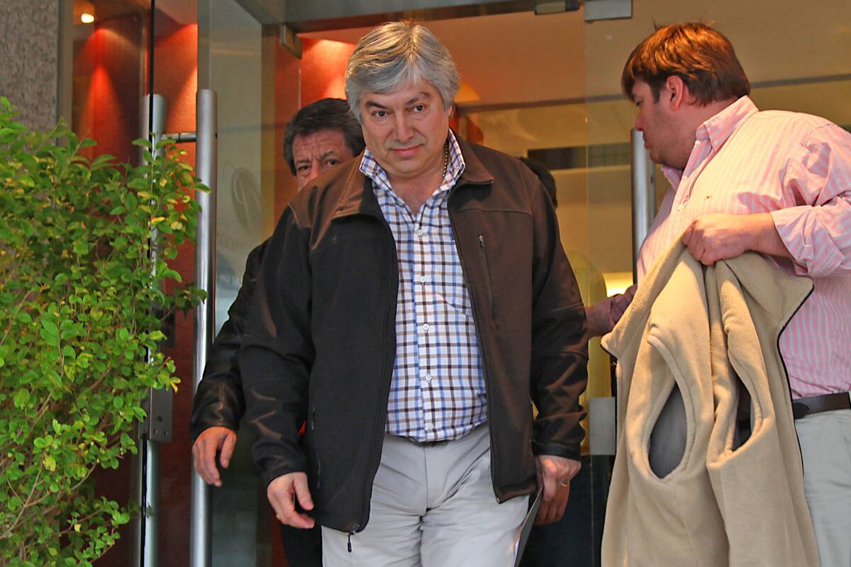 Dudas por los extraños sucesos en la casa de Pinamar de Báez tras los testimonios de un inquilino y un parquero